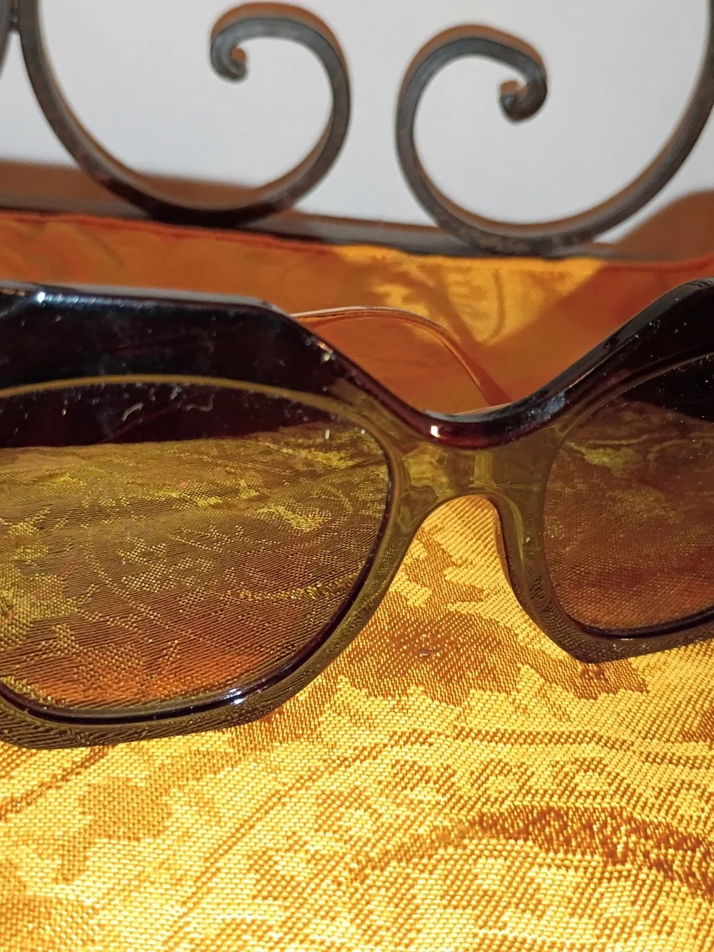 Prada PR 16WS Burgundy Ombre Geometric Sunglasses Open Gold Wire Logo Arm